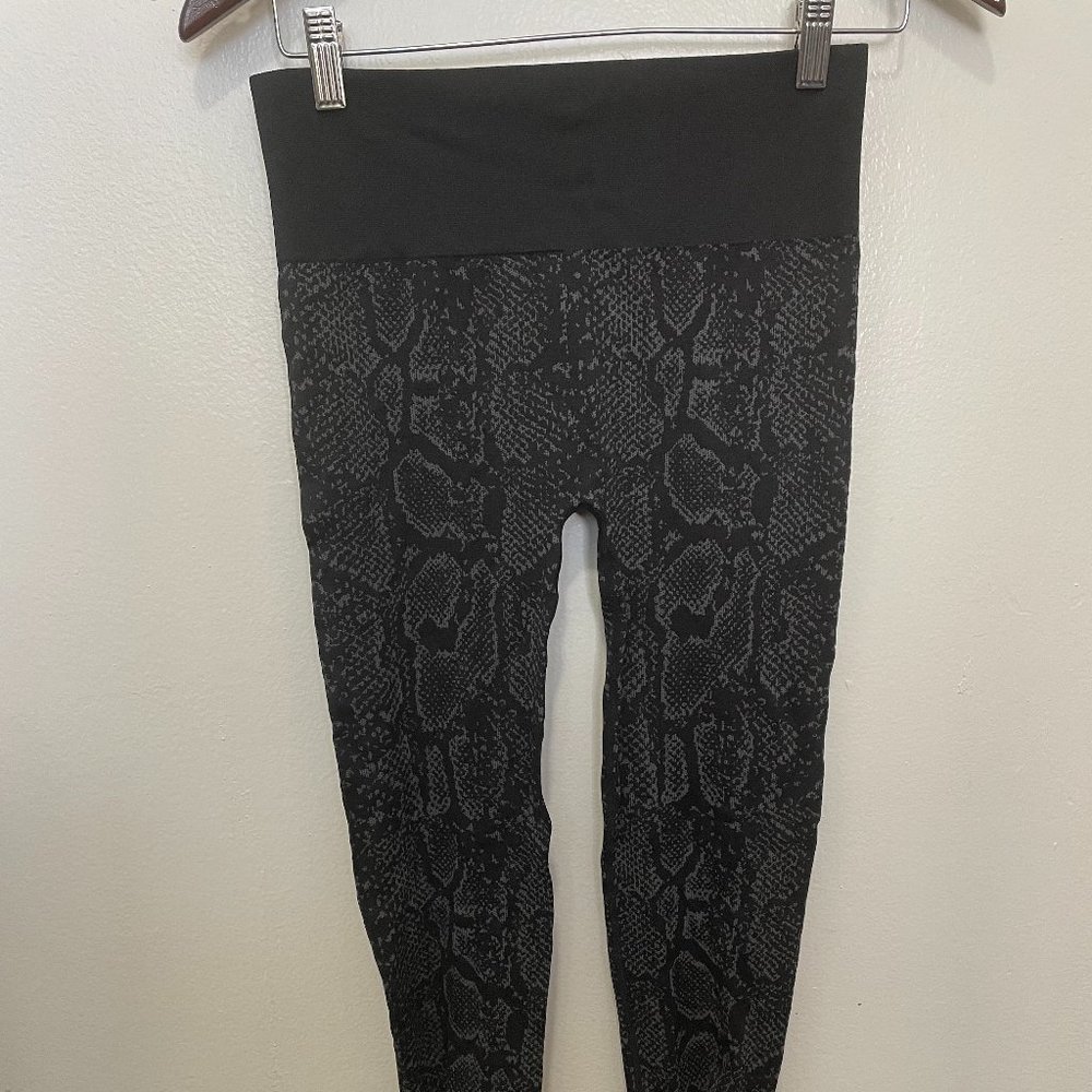 printed leggings